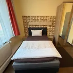Sieme Hotel *